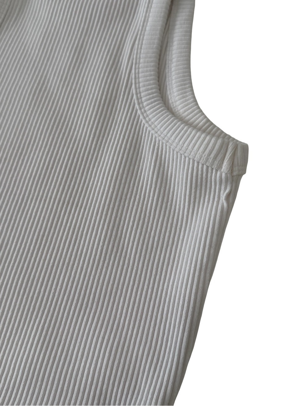 Zara White Ribbed Cropped Tank - Picture 5 of 8